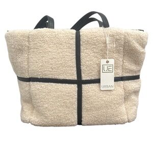 ••NWT Urban Expressions Cream/ Black Tote Sherpa Gold Hardware Zip Closure